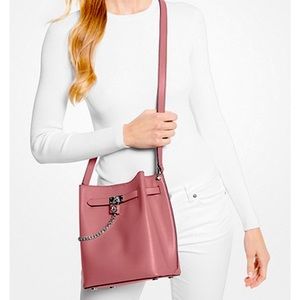 Hamilton Legacy Medium Leather Messenger Bag